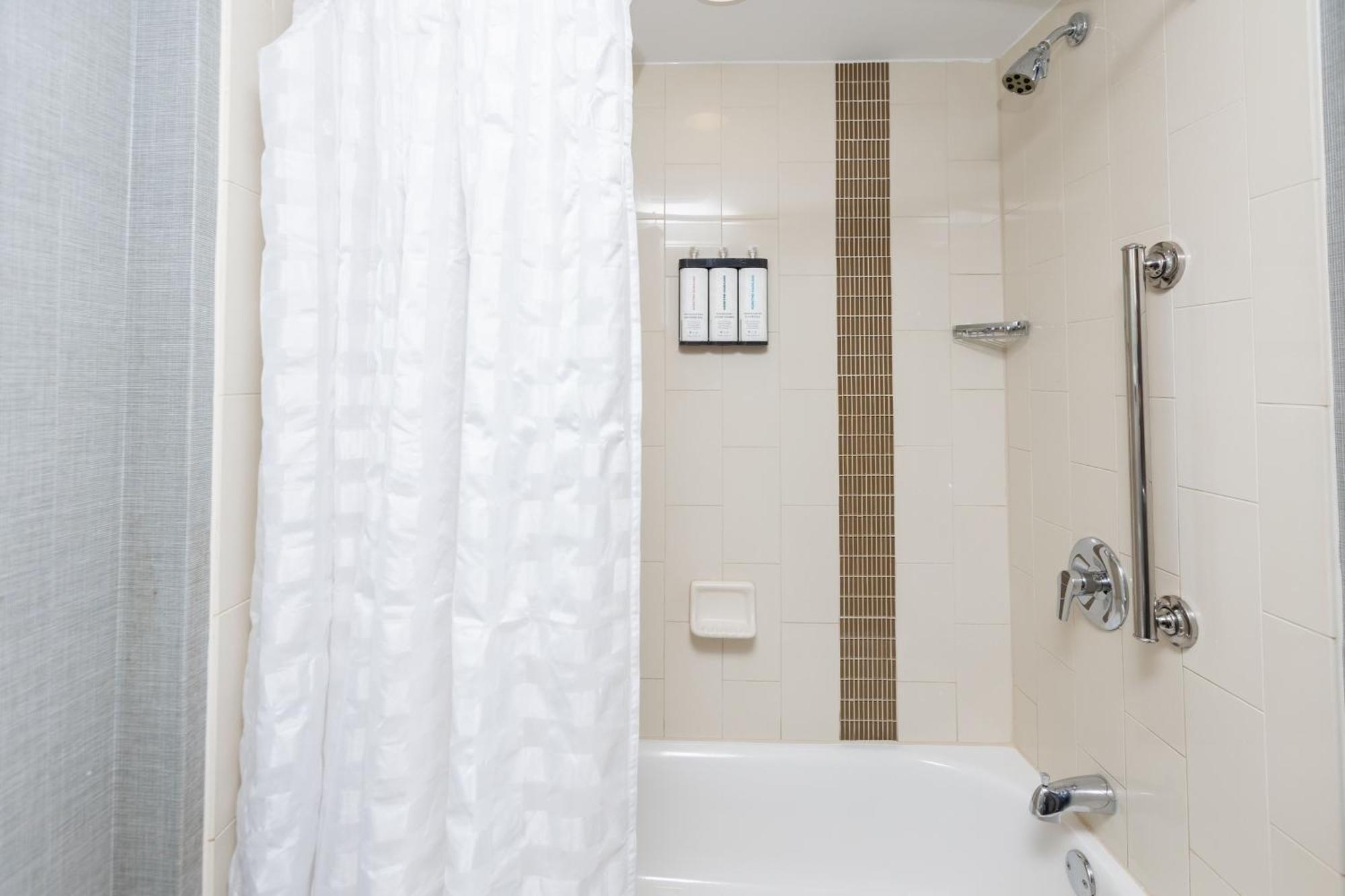 Hyatt Place Atlanta Alpharetta North Point Mall Eksteriør bilde